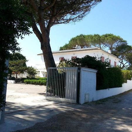 Appartamento In Villa Valentini, Fronte Mare, Giardino E Parcheggio Privato, Wifi, Dotato Di Tutti I Confort, Nel Golfo Di Gaeta Minturno Εξωτερικό φωτογραφία