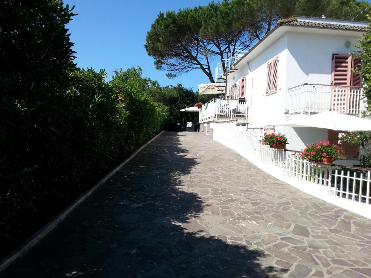 Appartamento In Villa Valentini, Fronte Mare, Giardino E Parcheggio Privato, Wifi, Dotato Di Tutti I Confort, Nel Golfo Di Gaeta Minturno Εξωτερικό φωτογραφία