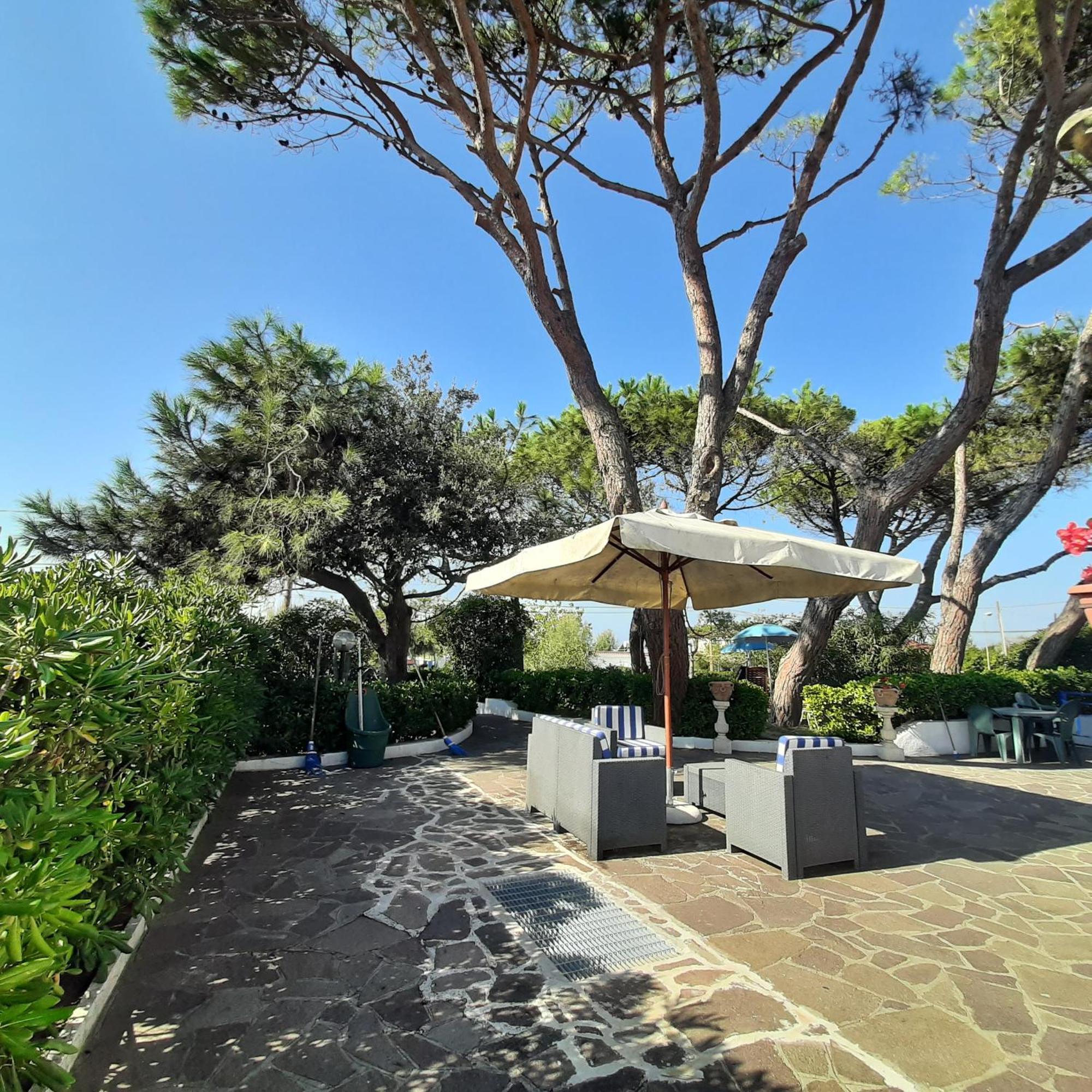Appartamento In Villa Valentini, Fronte Mare, Giardino E Parcheggio Privato, Wifi, Dotato Di Tutti I Confort, Nel Golfo Di Gaeta Minturno Εξωτερικό φωτογραφία
