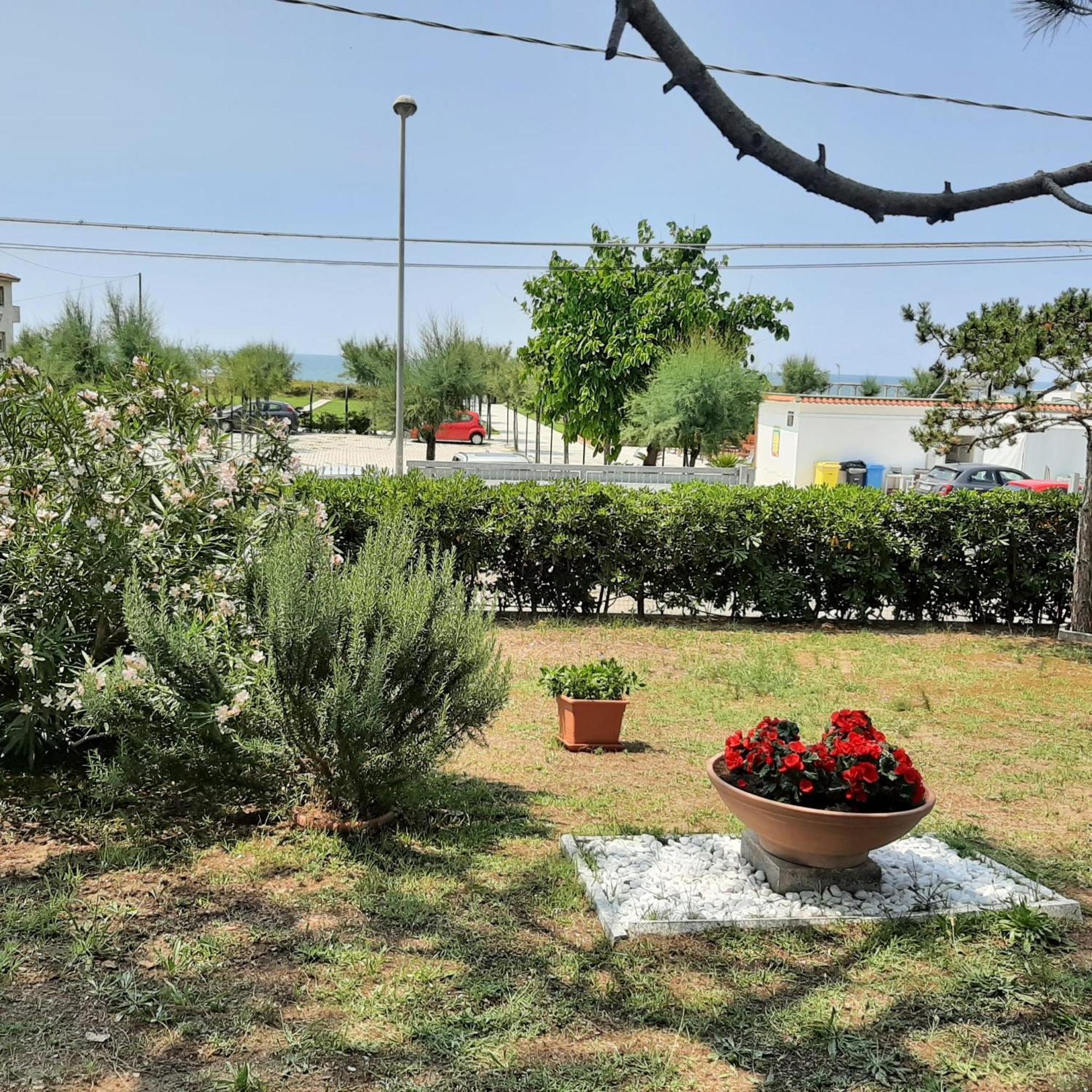 Appartamento In Villa Valentini, Fronte Mare, Giardino E Parcheggio Privato, Wifi, Dotato Di Tutti I Confort, Nel Golfo Di Gaeta Minturno Εξωτερικό φωτογραφία